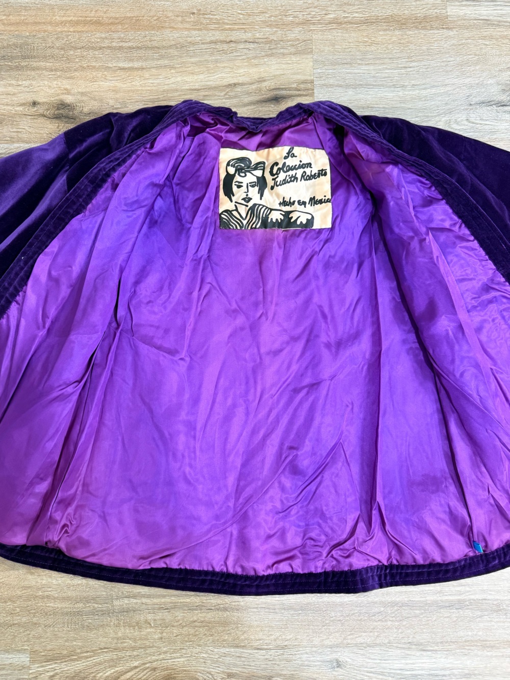 Vintage Colorim Judith Roberts Purple Velvet Wearable Art Jacket Embroidered Kim - Picture 9 of 12